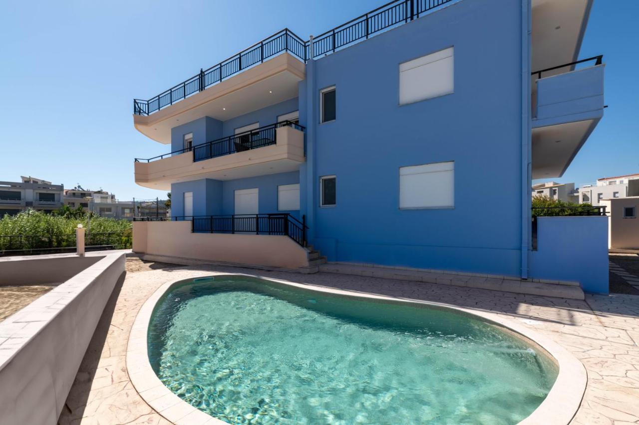White&Blue Luxury Suites 이알리소스 외부 사진